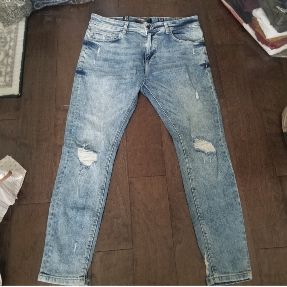 Men's Blue Distressed Jeans